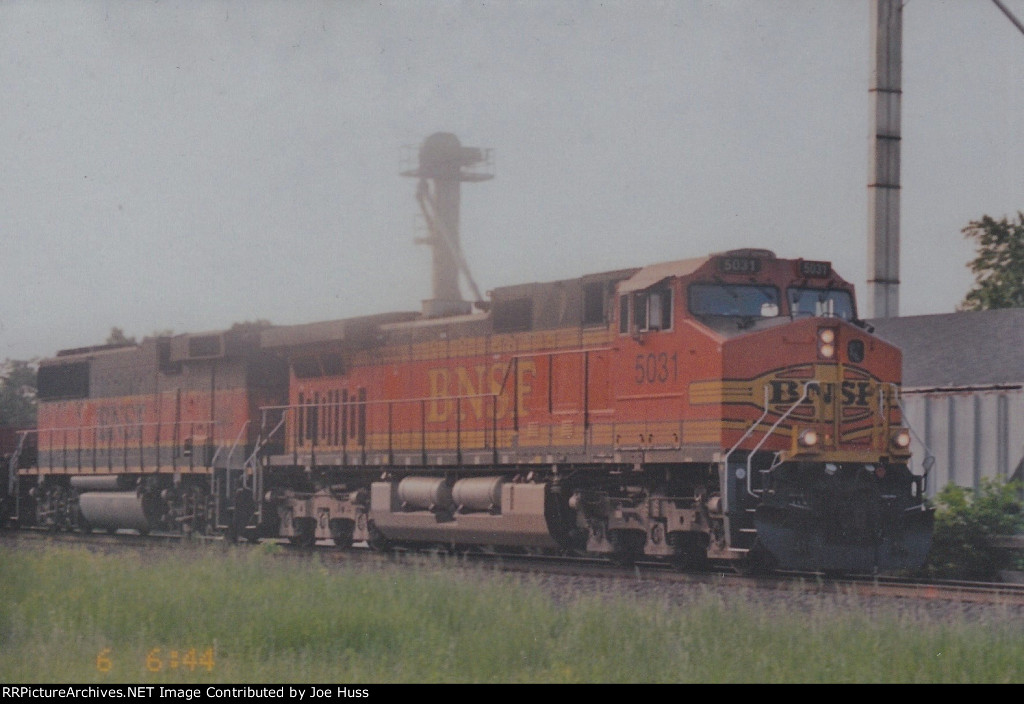 BNSF 5031 West